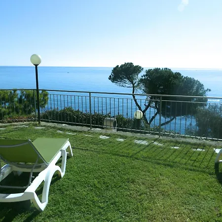 Agriturismo La Collarina Imperia Exterior foto